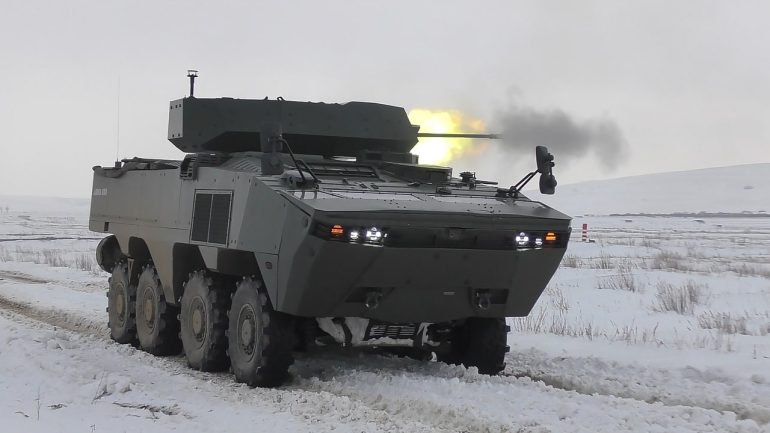 Kazakistan Cumhurbaşkanı Tokayev’e Otokar ARMA Zırhlı Aracı Sunuldu