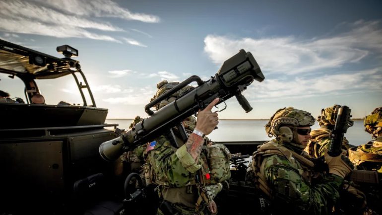 ABD, AT4 ve Carl-Gustaf mühimmatları için daha fazla sipariş veriyor