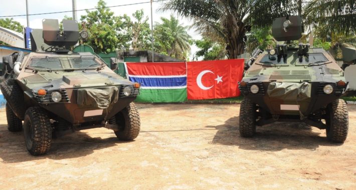 Türkiye’den Gambiya’ya Otokar Cobra zırhlı araçlarının hibesi yapılıyor