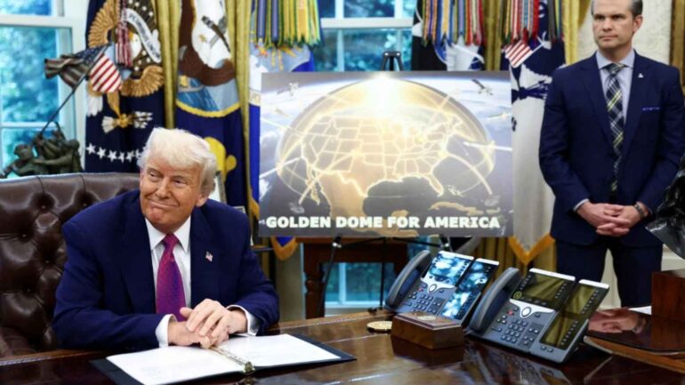 Trump, Altın Kubbe’nin yolda olduğunu duyurdu.