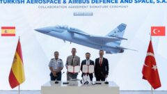 En az 30 HÜRJET İspanya’ya gidiyor! İmzalar IDEF fuarında atıldı.