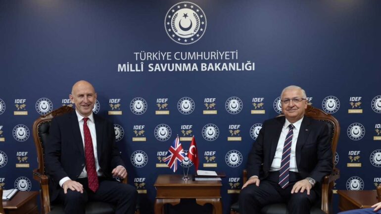 İngiltere ile anlaşma imzalandı! Eurofighter Typhoon Türkiye’ye geliyor.