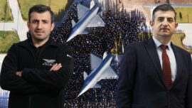 Selçuk Bayraktar ve Haluk Bayraktar Yine Vergi Rekortmeni! <br />
<br />
Selçuk Bayraktar ve Haluk Bayraktar Yine Vergi Rekortmeni oldu!