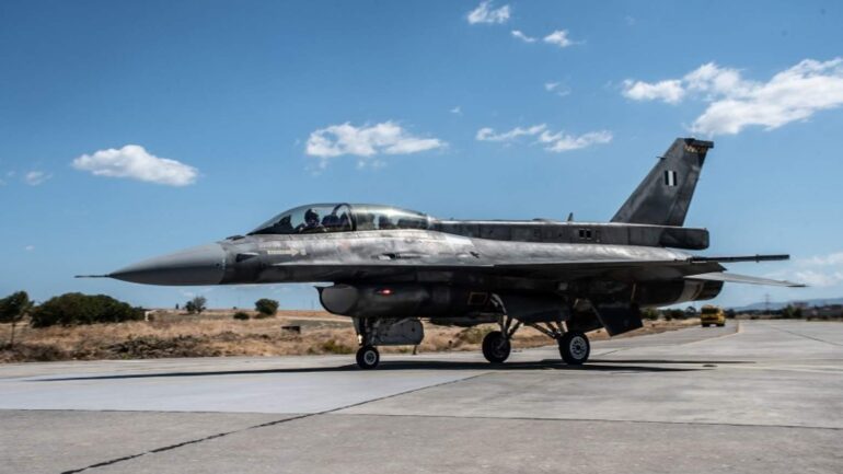 Yunanistan, modernize edilmiş 42. F-16 Blok 70’i teslim aldı.