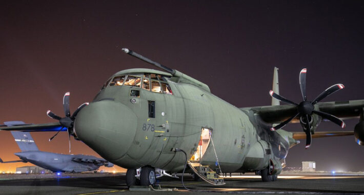 12 İngiliz C-130J Uçağı, Türkiye’ye Teslim Edilecek, Bakıma Alındı.