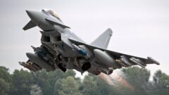 Türkiye, 20 adet Eurofighter Typhoon için anlaşmayı imzaladı.