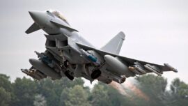Türkiye, 20 adet Eurofighter Typhoon için anlaşmayı imzaladı.
