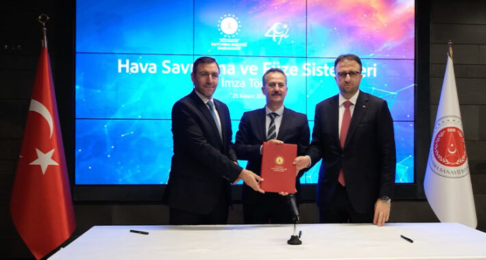 Başlık: Evcil Hayvanınızın Sağlığı İçin Yapabileceğiniz En İyi 5 Şey<br />
<br />
Köpek, kedi veya kuş sahibi olmanın ne kadar keyifli olduğunu biliyoruz. Evcil hayvanlarımız, bizim için sadece birer hayvan değil aynı zamanda birer dost ve ailedir. Bu yüzden onların sağlığına önem vermek ve en iyi şekilde bakımını yapmak bizim için çok önemlidir. İşte evcil hayvanınızın sağlığını korumak ve ona en iyi bakımı sağlamak için yapabileceğiniz en iyi 5 şey:<br />
<br />
## Evcil Hayvanınız İçin Kaliteli Beslenme<br />
<br />
Evcil hayvanınızın sağlığı için en önemli faktörlerden biri beslenmesidir. Ona kaliteli bir beslenme programı sağlamak, sağlıklı bir yaşam sürmesine yardımcı olacaktır. Veteriner hekiminizden evcil hayvanınız için en uygun beslenme programını öğrenerek, ona doğru ve dengeli besinleri sağlayabilirsiniz.<br />
<br />
## Düzenli Veteriner Kontrolleri<br />
<br />
Evcil hayvanınızın sağlığını korumanın en önemli yollarından biri düzenli veteriner kontrolleridir. Veteriner hekiminiz, evcil hayvanınızın sağlık durumunu kontrol ederek erken teşhis ve tedavi imkanı sağlayacaktır. Bu nedenle düzenli olarak veteriner kontrollerine gitmeyi ihmal etmemelisiniz.<br />
<br />
## Egzersiz ve Oyun Zamanı<br />
<br />
Evcil hayvanınızın sağlıklı kalması için düzenli egzersiz yapması çok önemlidir. Ona yeterli miktarda egzersiz ve oyun zamanı ayırarak hem fiziksel hem de zihinsel sağlığını destekleyebilirsiniz. Ayrıca egzersiz yaparken evcil hayvanınızla kaliteli zaman geçirerek aranızdaki bağı güçlendirebilirsiniz.<br />
<br />
## Evcil Hayvanınızın Temizliği<br />
<br />
Evcil hayvanınızın temizliği de sağlığı için oldukça önemlidir. Onu düzenli olarak tımar etmek, tüylerini tarayarak dökülen tüyleri toplamak ve tırnaklarını düzenli olarak kesmek sağlıklı bir yaşam sürmesine yardımcı olacaktır. Ayrıca düzenli olarak evcil hayvanınızın yatağını ve oyuncağını temizlemeyi ihmal etmemelisiniz.<br />
<br />
## Sevgi ve İlgi<br />
<br />
Son olarak, evcil hayvanınıza sevgi ve ilgi göstermek de onun sağlığı için çok önemlidir. Onunla zaman geçirerek, ona sarılarak ve onu sevdiğinizi göstererek onun mutluluğunu ve sağlığını destekleyebilirsiniz. Evcil hayvanınızın sağlığı için en önemli şeyin sevgi olduğunu unutmayın.<br />
<br />
Evcil hayvanınızın sağlığını korumak ve ona en iyi bakımı sağlamak için yukarıda bahsettiğimiz 5 şeyi uygulayarak onun sağlıklı ve mutlu bir yaşam sürmesine yardımcı olabilirsiniz. Unutmayın, evcil hayvanınız sizin en değerli varlığınızdır ve ona en iyi şekilde bakmak sizin sorumluluğunuzdadır.