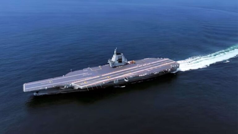 Çin’in üçüncü uçak gemisi Fujian denize indi.
