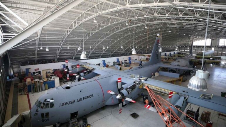 Bakan Güler’den C130 açıklaması: “Uçak bölünüyor: İlk kuyruk kopuyor”