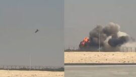 Hindistan’ın Tejas savaş uçağı Dubai hava gösterisinde düştü.