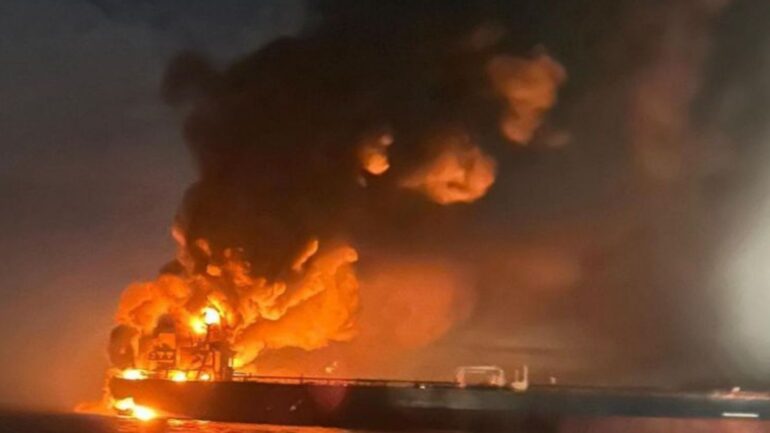 Karadeniz’de Ukrayna tarafından vurulan iki tanker