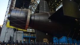 Rusya yeni nükleer denizaltı Khabarovsk’u suya indirdi.