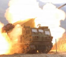 İngiliz Ordusu, Modernize Edilen İlk M270A2 Roketatar Sistemini Teslim Aldı.