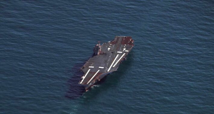 ABD’nin yeni uçak gemisi USS John F. Kennedy deniz testlerini bitirdi.