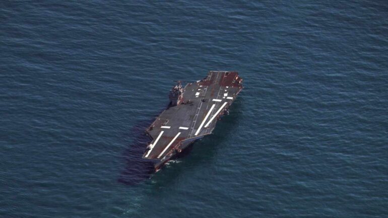 ABD’nin yeni uçak gemisi USS John F. Kennedy deniz testlerini bitirdi.