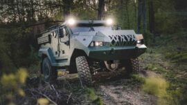 Excalibur Army’den Patriot zırhlı araçları için rekor ihracat Türkçe olarak yeniden yazılırsa: “Excalibur Army’den Patriot zırhlı araçlarına rekor seviyede ihracat”