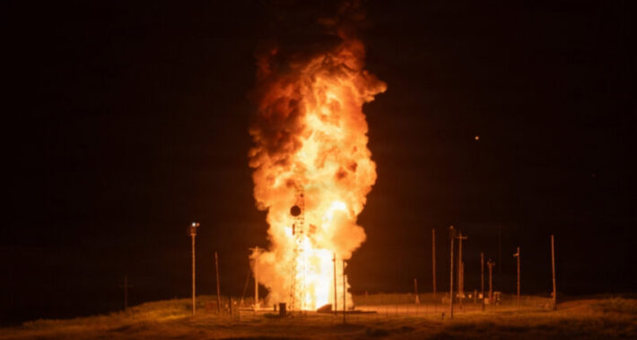 ABD Minuteman III füzesinin test atışı yapıldı