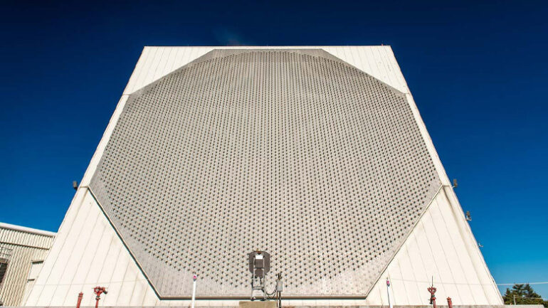 Katar’da Önemli Gelişme: 1.1 Milyar Dolarlık ABD Radarı Saldırıya Uğradı.