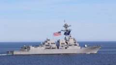 ABD Donanması İran Bayraklı Gemiyi Vurdu! -> ABD Donanması, İran Bayraklı Gemiyi Vurdu!