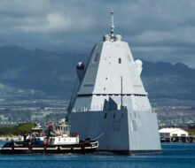 ABD’nin 4.5 Milyar Dolarlık Zumwalt Destroyer’ında Yangın Çıktı
