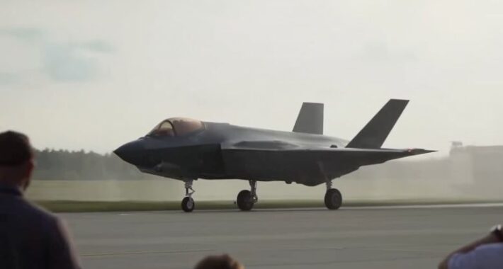Polonya’ya İlk F-35A Husarz Teslimatı