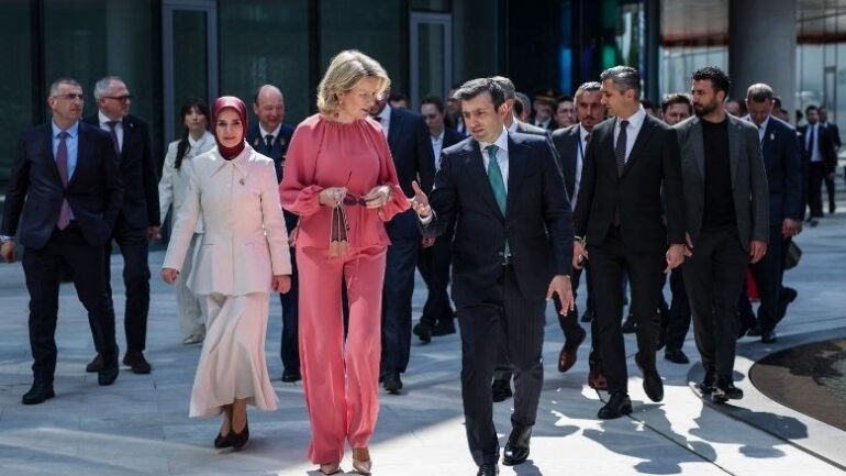 Belçika Kraliçesi Mathilde, Baykar’a Ziyarette Bulundu.