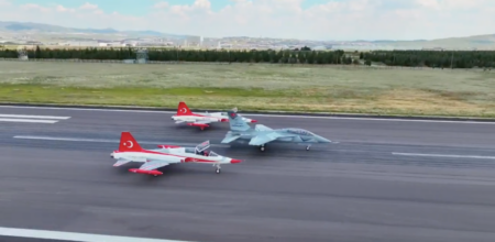 HÜRJET, Türk Yıldızları ile Tarihe Adını Yazdı