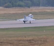 Gripen F İlk Defa Uçtu – Çift Kişilik