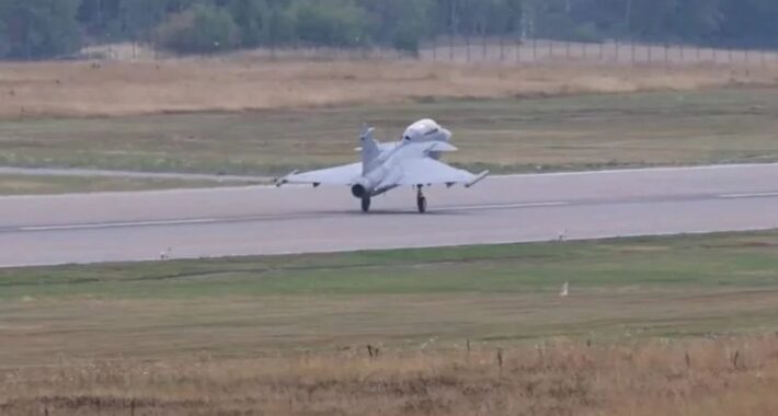 Gripen F İlk Defa Uçtu – Çift Kişilik