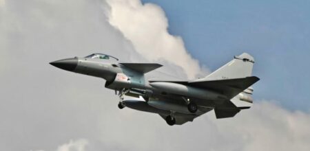 Özbekistan’ın J-10CE Uçakları İlk Defa Görüntülendi