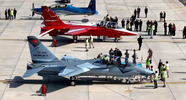 Görgün ve Dalkıran HÜRKUŞ-II ile HÜRJET’in Test Edilmesi