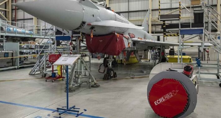 Türk Pilotları İngiltere’de: Eurofighter Eğitimine Başlıyor