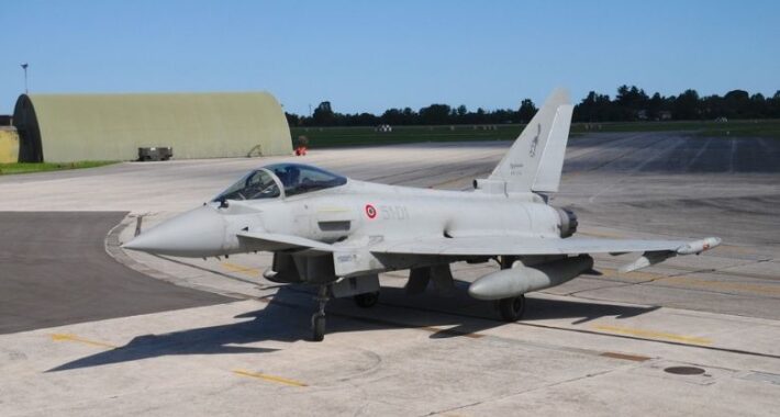 İtalyan Eurofighter, Suudi Arabistan’da Saldırıya Uğradı.